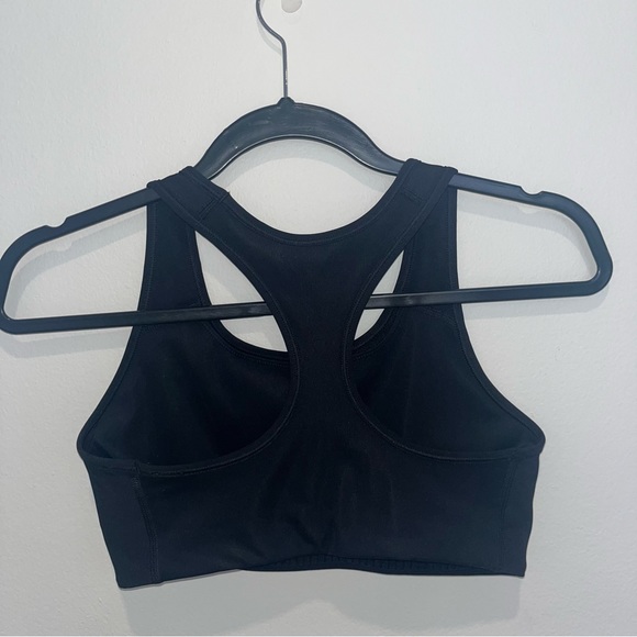 NWOT Nike Womens Dri-FIT Sports Bra Swoosh Removable Padding in Black M Medium - Picture 4 of 4